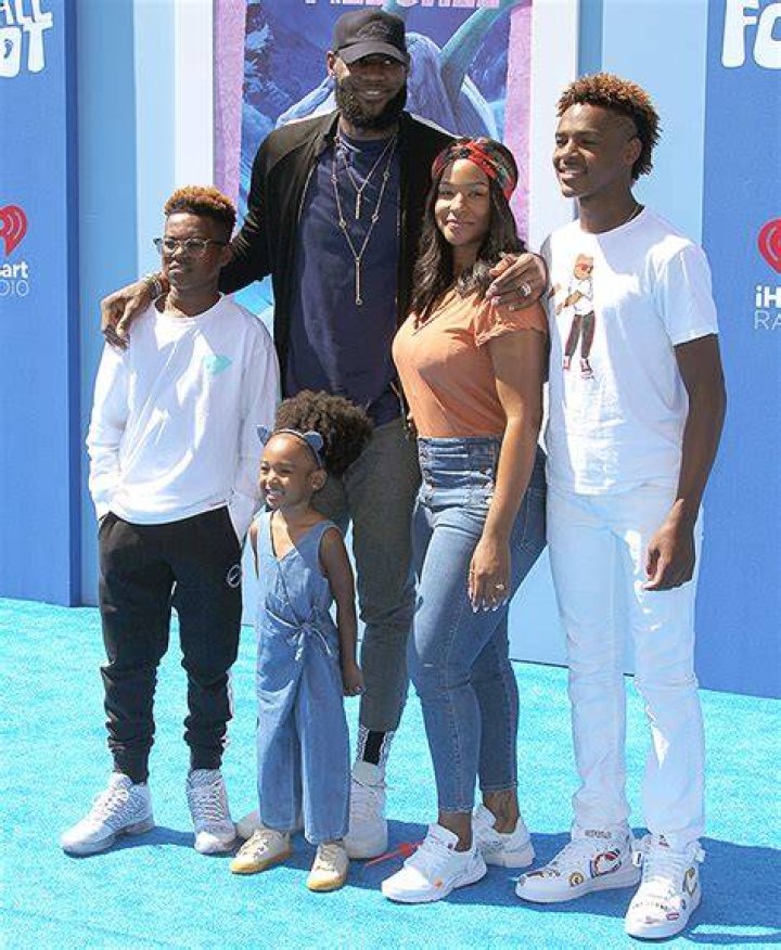 Alabama Damien Pickett Wiki, Age, Wife, Kids, Height & More
