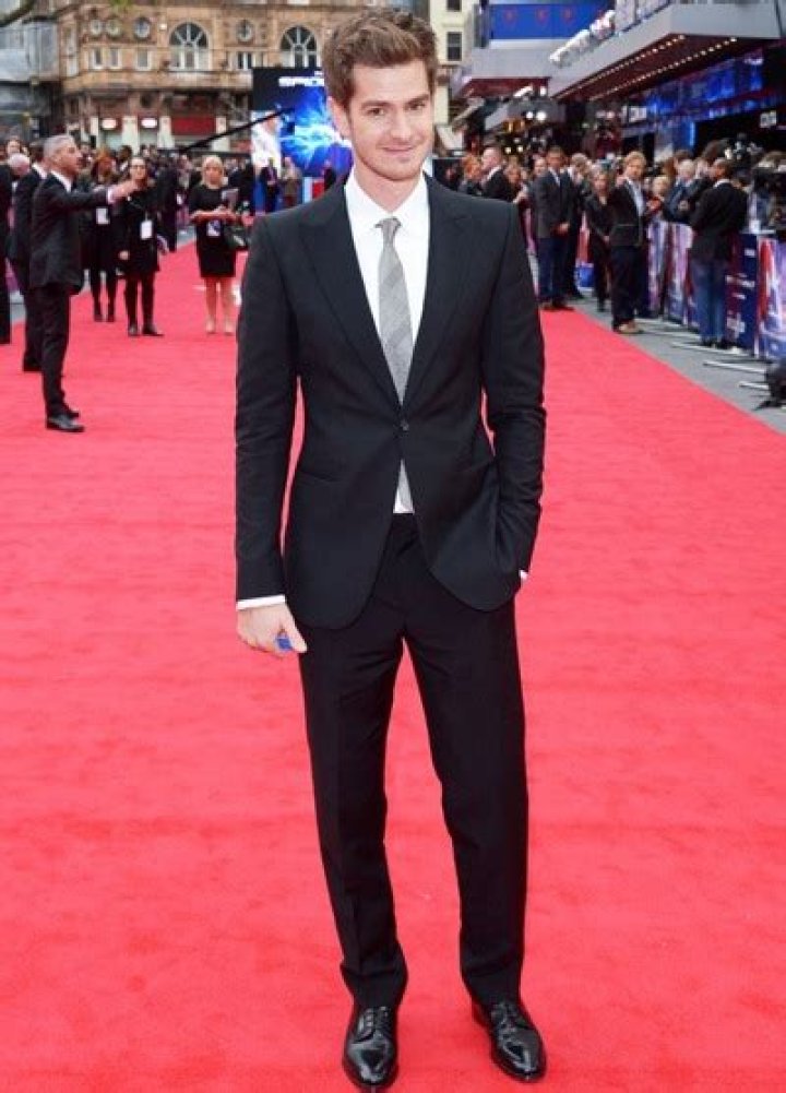 Andrew Garfield Body Measurements Height Weight Age Facts Family
