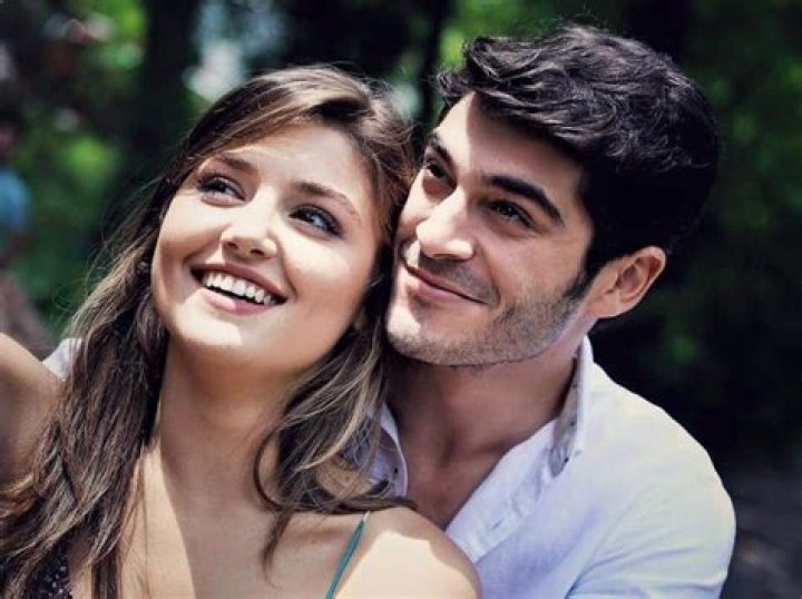Burak Deniz Biography, Real Wife, Birthday, Height, Weight & More