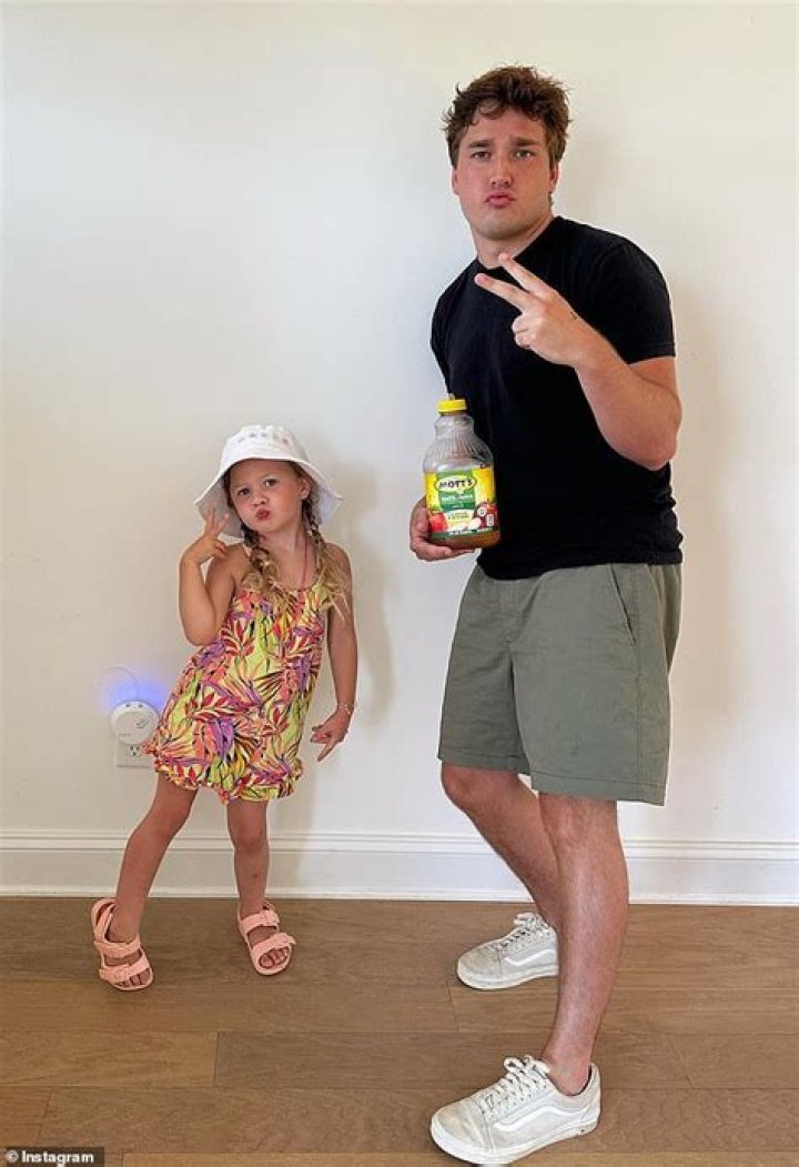 Chris Rooney (Yeet Baby) Wiki, Age, Parents, Wife, Net Worth & More