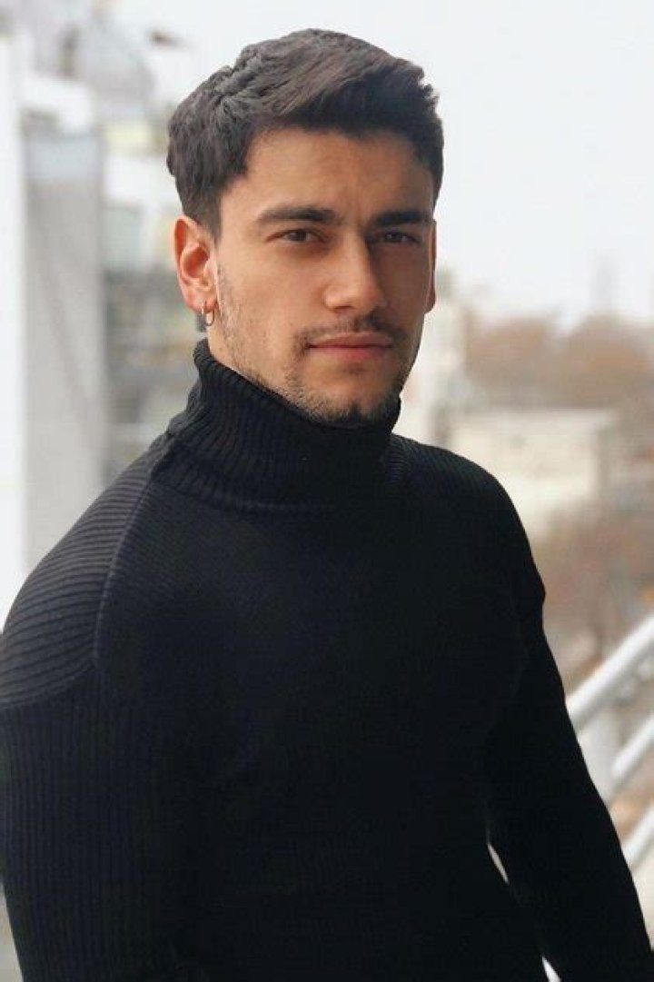 ¿Cuántos años tiene el protagonista de Soy Luna Gastón? – Celebrity