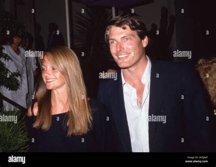 How did Christopher Reeve meet Gae Exton? – Celebrity