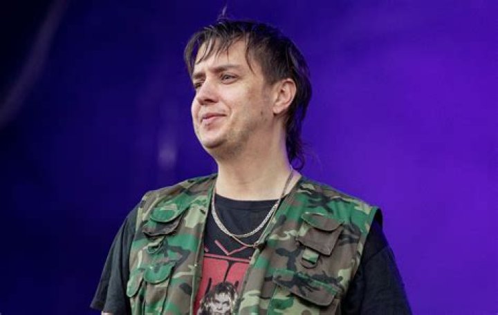 
How Much Money Does Julian Casablancas Make? Latest Income Salary
