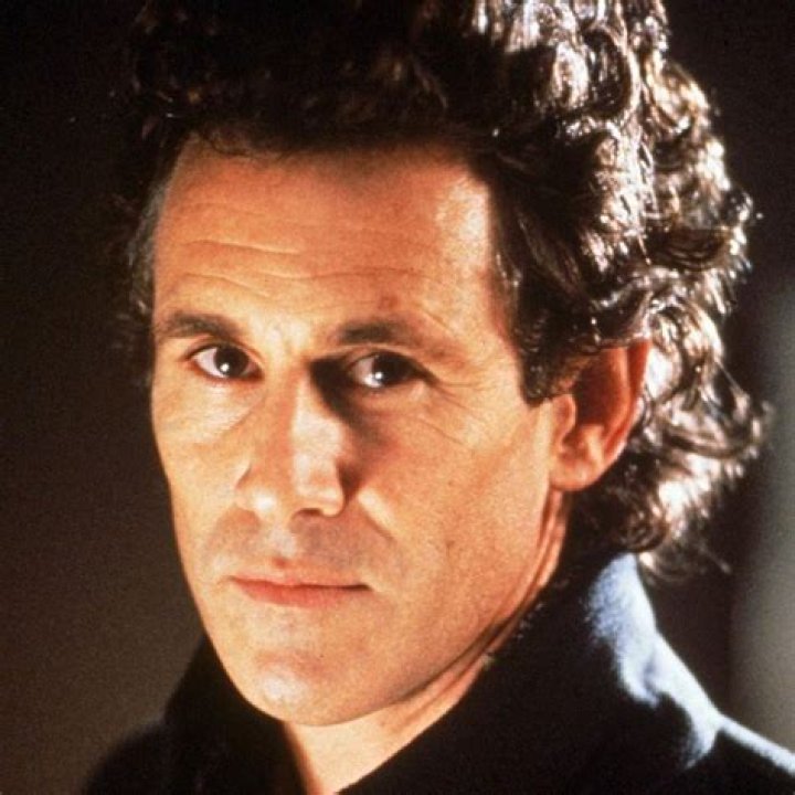 
How Much Money Does Michael Ontkean Make? Latest Income Salary
