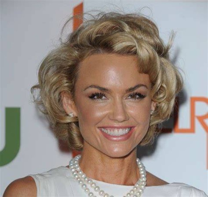 Kelly Carlson Net Worth