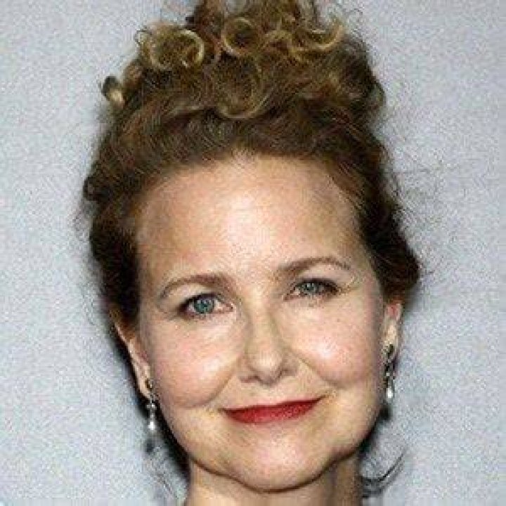 Molly Hagan Net Worth