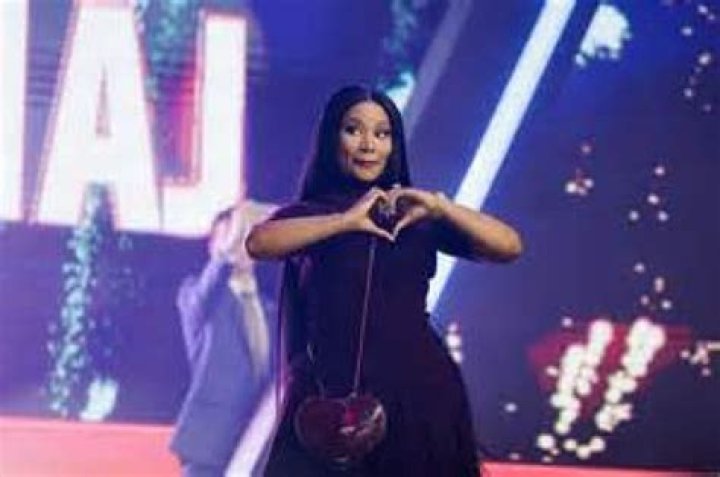 Nicki Minaj – Height, Weight, Bra Size, Measurements & Bio