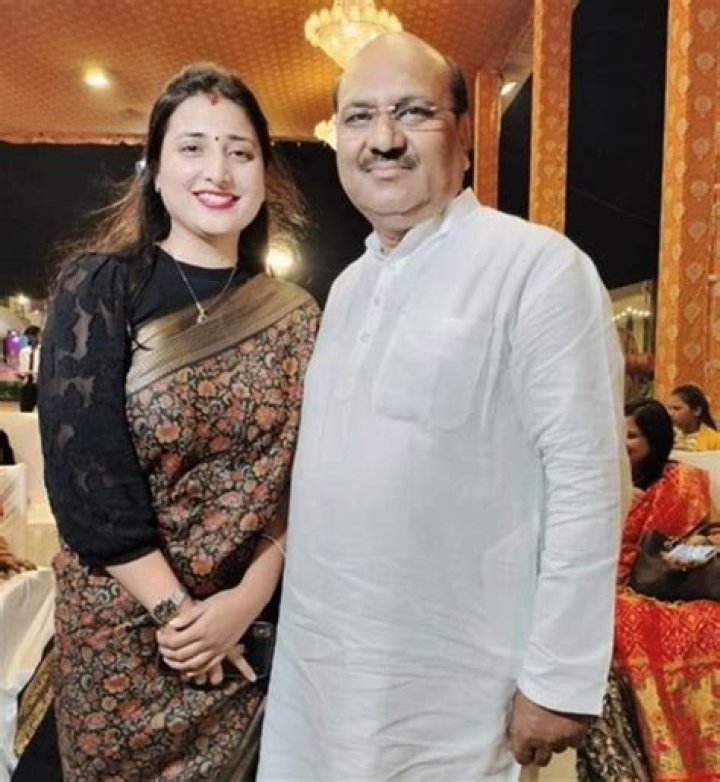 Ragini Nandwani Biography, Husband, Height & More