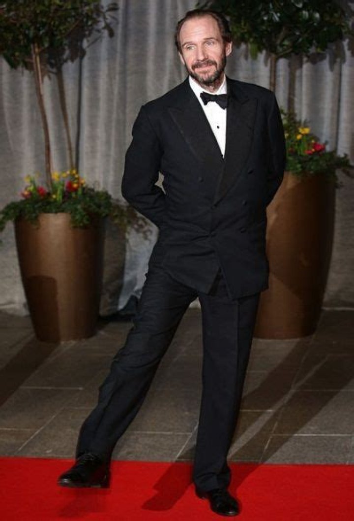 Ralph Fiennes Height Weight Shoe Size Body Measurements Statistics