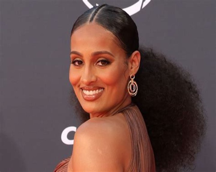 Skylar Diggins-Smith in Workout Gear is "Dangerously Disciplined"