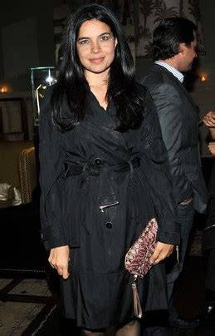Zuleikha Robinson Bra Size, Age, Weight, Height, Measurements
